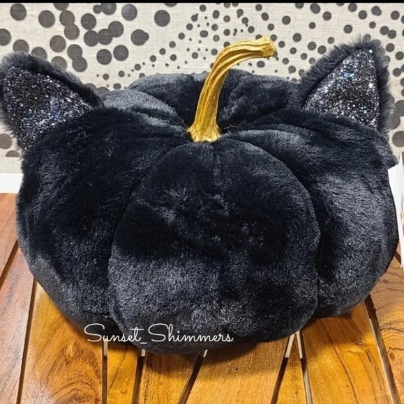 CHIC Faux Fur Black Cat Halloween Pillow w/ Glittered Ears & Iridescent glitter - Picture 1 of 7